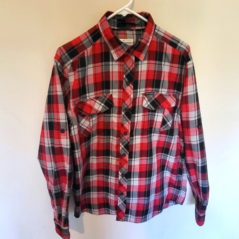 Columbia Omni-Shade Button Down Shirt Size Small